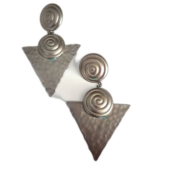 Vintage Silver Spiral and Triangle Design Pierced Earrings - Picture 4 of 5
